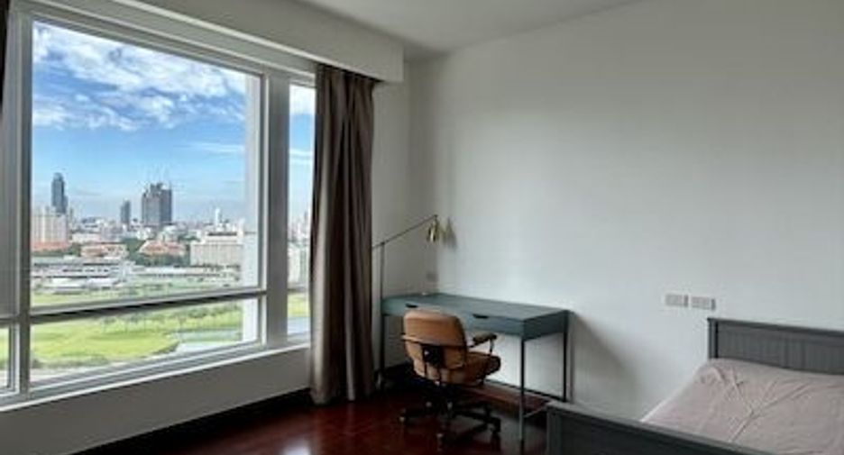 For rent 2 ベッドルーム condo in Pathum Wan, Bangkok