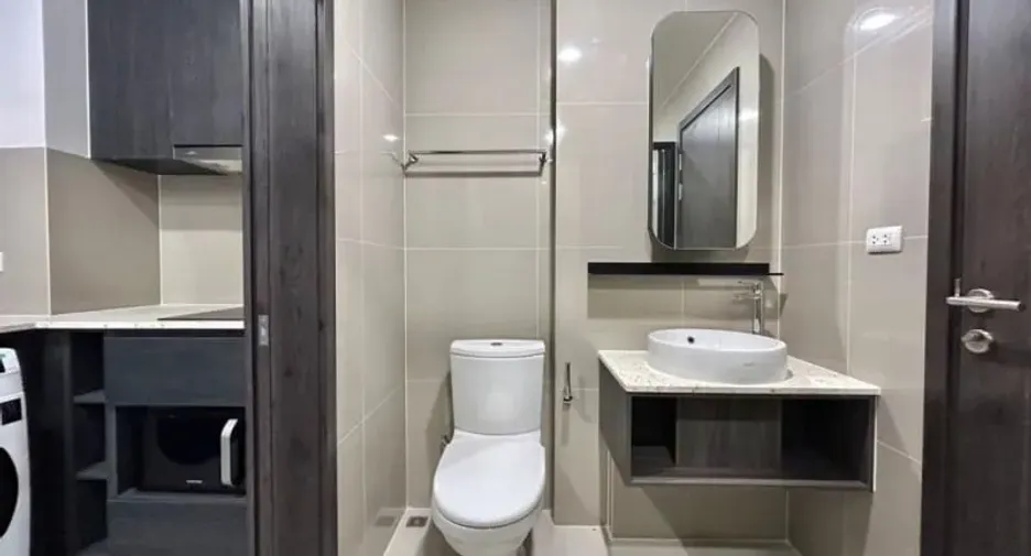 For rent 1 Beds condo in Huai Khwang, Bangkok