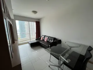 For rent 2 ベッドルーム condo in Khlong San, Bangkok