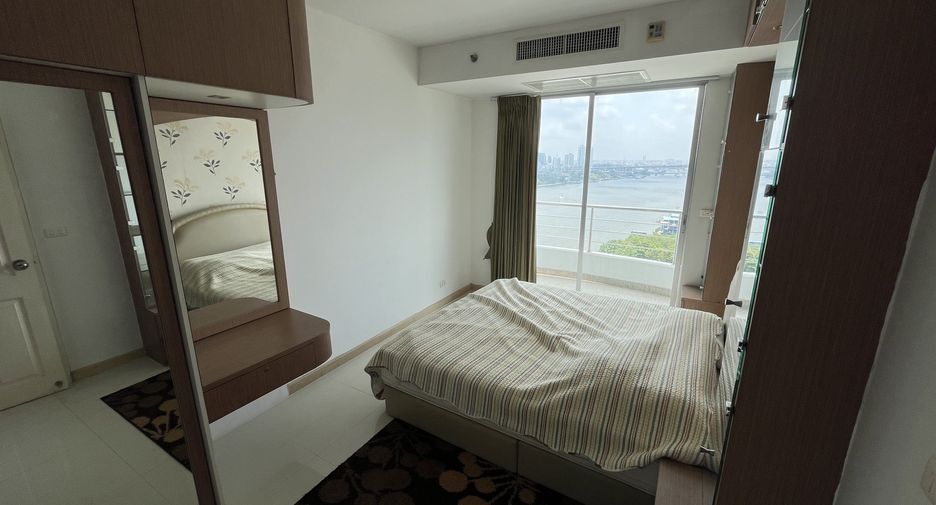 For rent 2 bedrooms condo in Khlong San, Bangkok