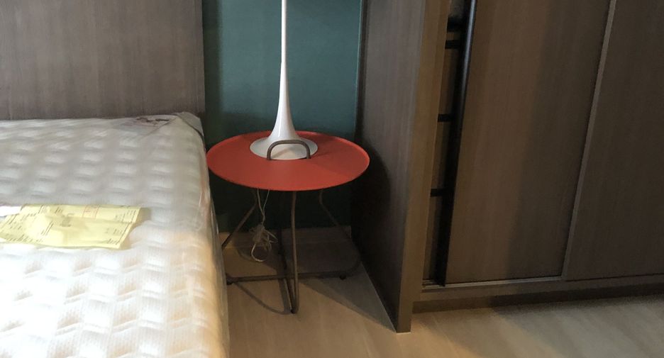 Wohnung zur Miete mit 2 Zimmer in Khlong Toei, Bangkok