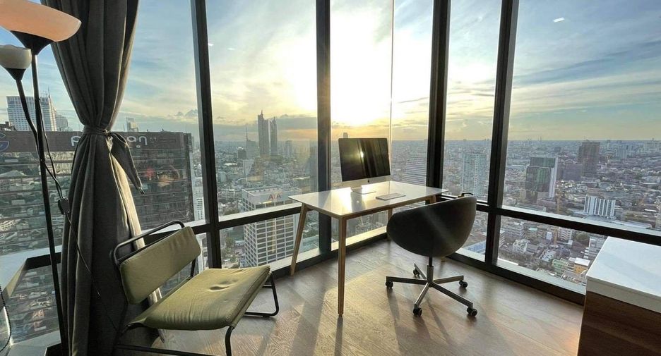 Condo en alquiler de 1 habitaciones en Bang Rak, Bangkok