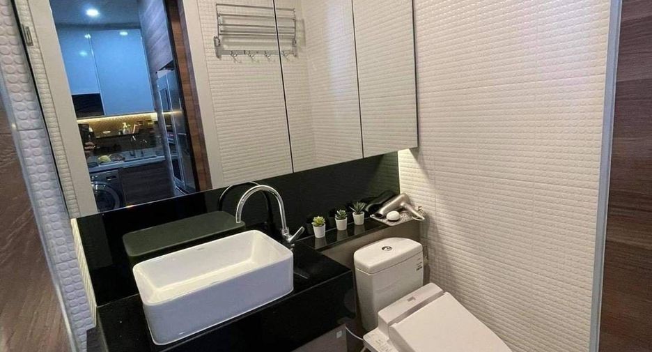 Condo en alquiler de 1 habitaciones en Bang Rak, Bangkok