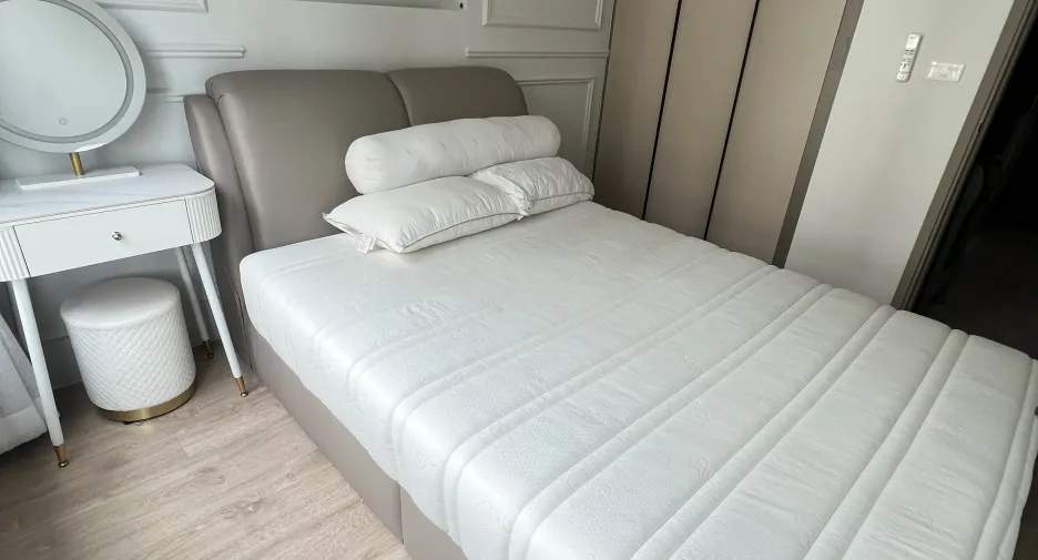 For rent 1 bed condo in Huai Khwang, Bangkok