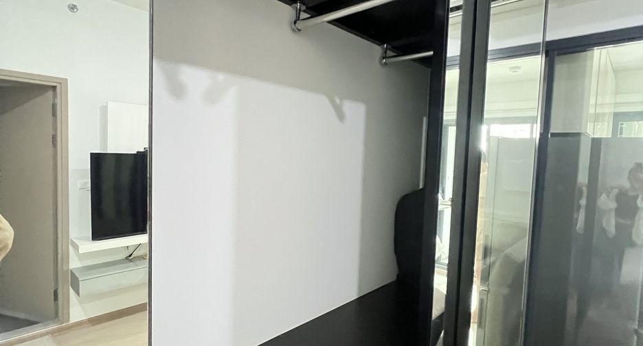 For rent 1 bed condo in Huai Khwang, Bangkok