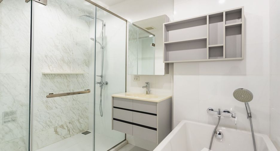 For rent 1 Beds condo in Watthana, Bangkok