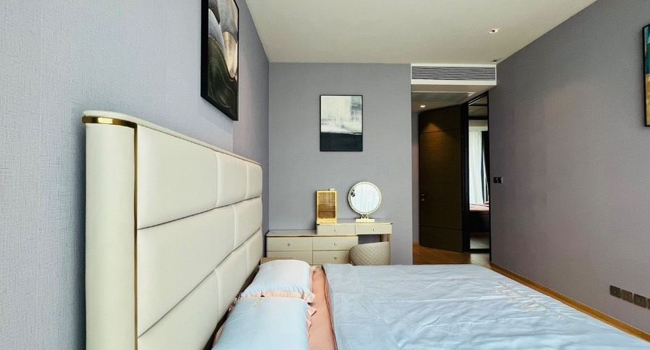 À louer 2 chambres condo à Pathum Wan, Bangkok