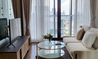 À louer studio condo à Khlong Toei, Bangkok