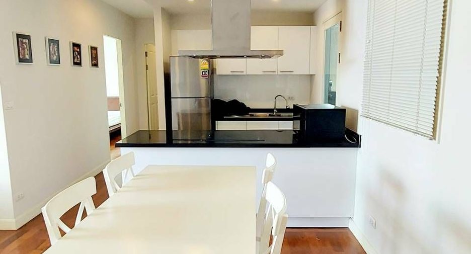 For rent 2 bedrooms condo in Watthana, Bangkok