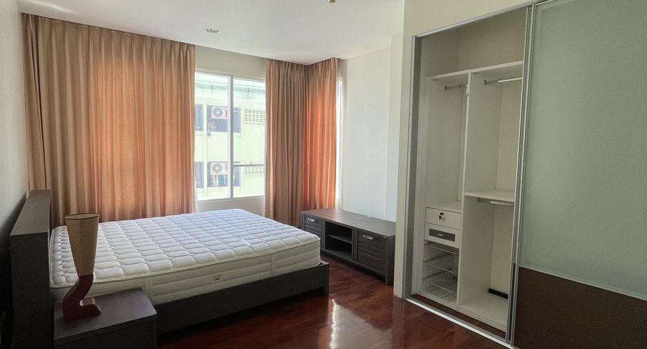 À louer 2 chambres condo à Khlong Toei, Bangkok
