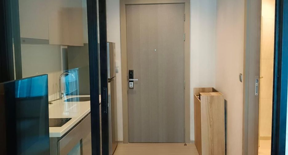 For rent 1 bed condo in Huai Khwang, Bangkok