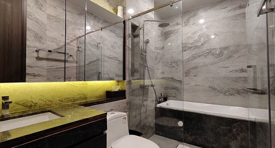 For rent 1 bed condo in Khlong Toei, Bangkok