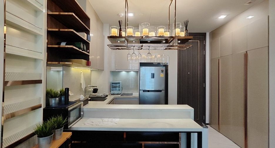 For rent 1 bed condo in Khlong Toei, Bangkok