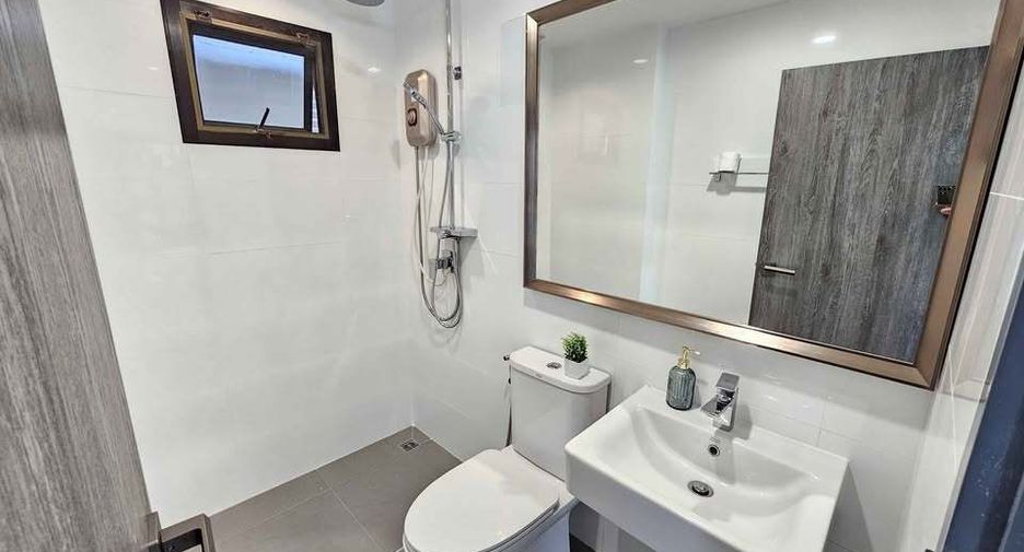 For rent 4 bedrooms house in Prawet, Bangkok
