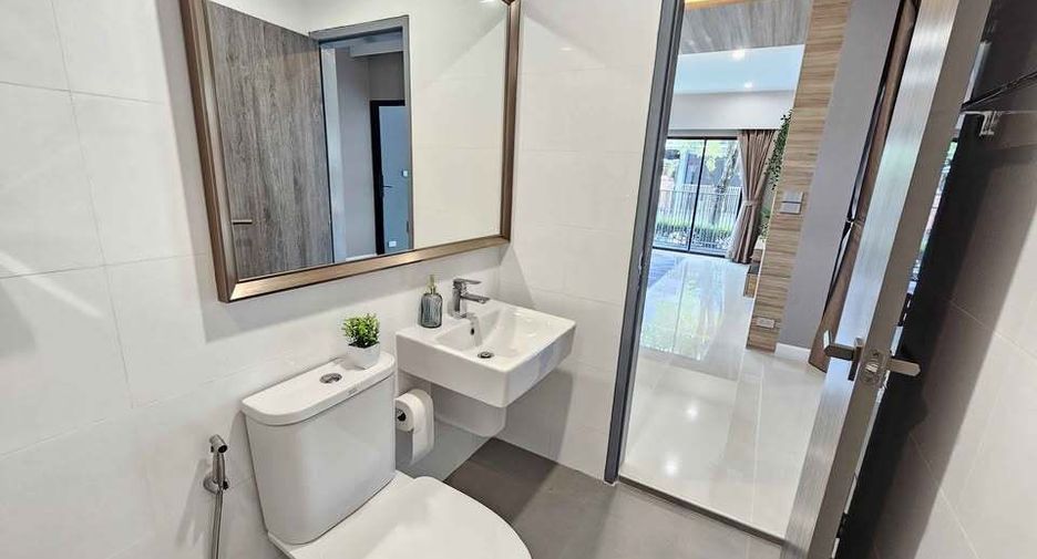 For rent 4 bedrooms house in Prawet, Bangkok
