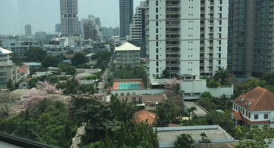For rent 1 bed condo in Watthana, Bangkok