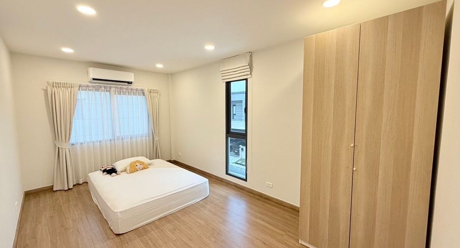 À louer 3 chambres maison à Bang Phli, Samut Prakan