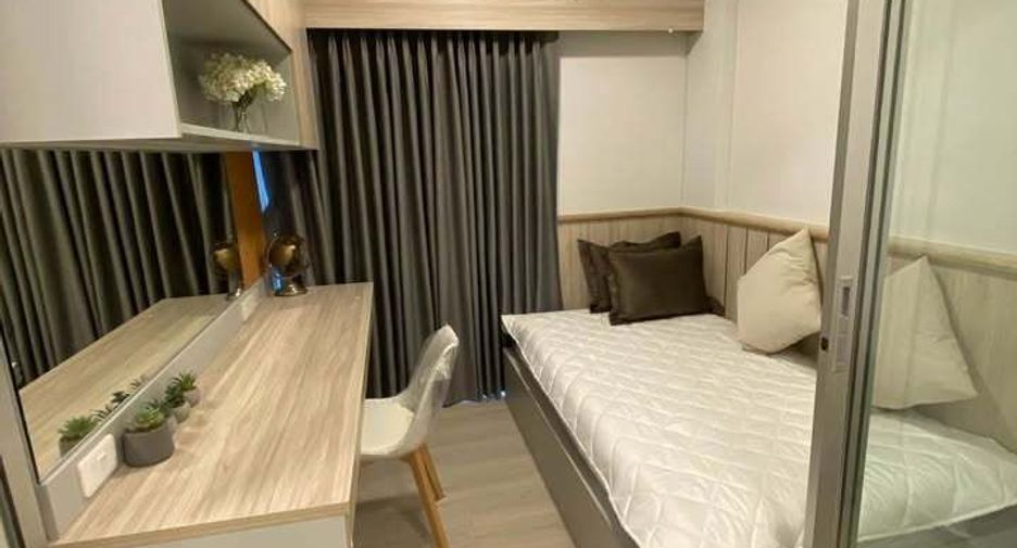 For rent 2 bedrooms condo in Phra Khanong, Bangkok