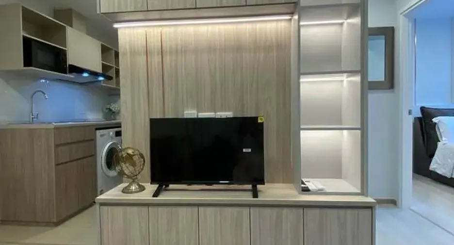For rent 2 bedrooms condo in Phra Khanong, Bangkok