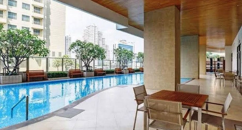For rent 2 bedrooms condo in Khlong Toei, Bangkok