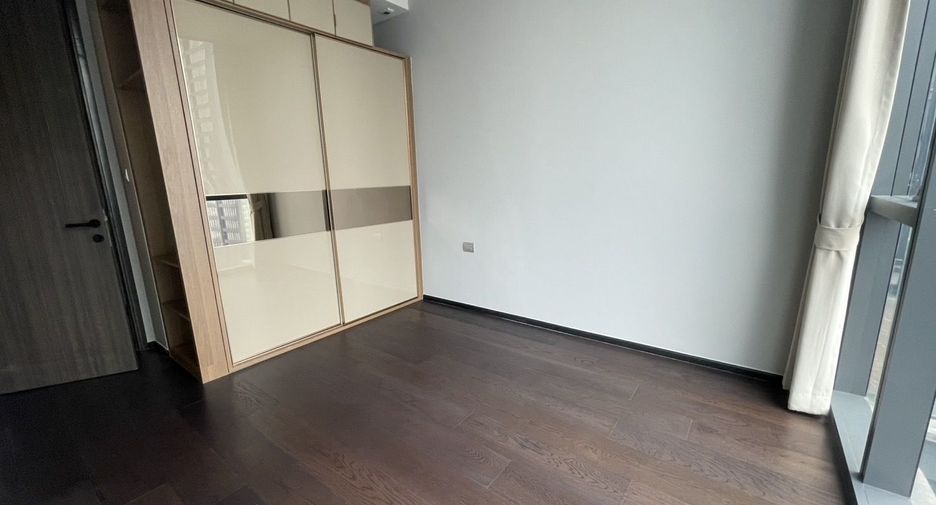 Condo en alquiler de 3 habitaciones en Khlong Toei, Bangkok