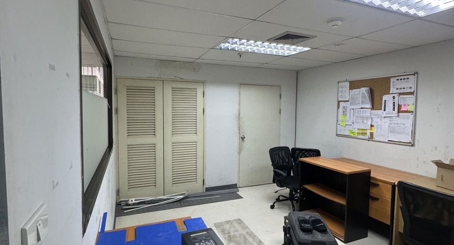 For rent office in Watthana, Bangkok