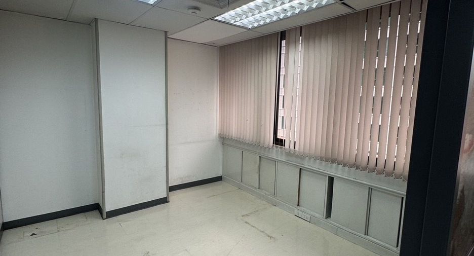For rent office in Watthana, Bangkok