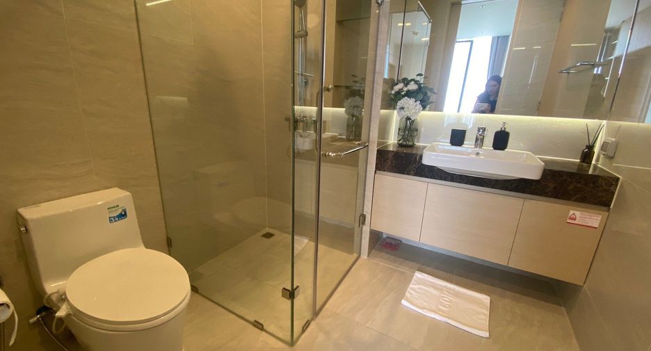 For rent 2 bedrooms condo in Watthana, Bangkok