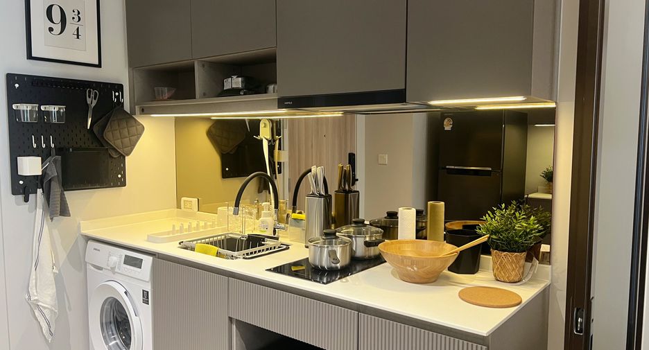 Wohnung zur Miete mit 2 Zimmer in Watthana, Bangkok