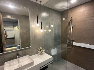 Casa en alquiler de 4 habitaciones en Bang Phli, Samut Prakan