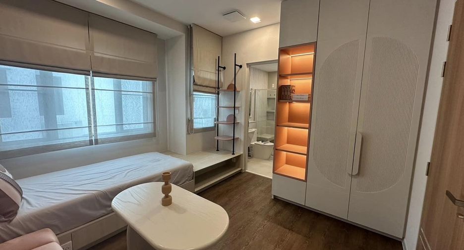 À louer 4 chambres maison à Bang Phli, Samut Prakan