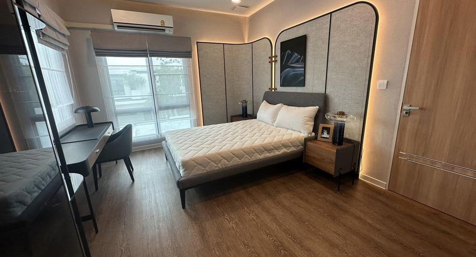 À louer 4 chambres maison à Bang Phli, Samut Prakan