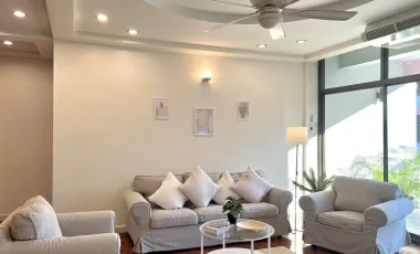 For rent 3 bedrooms apartment in Watthana, Bangkok