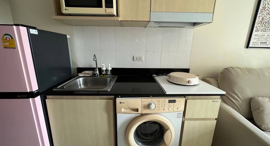 For rent 1 bed condo in Phra Khanong, Bangkok