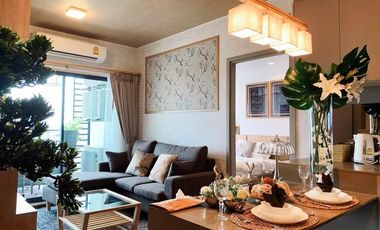 For rent 2 bedrooms condo in Phra Khanong, Bangkok