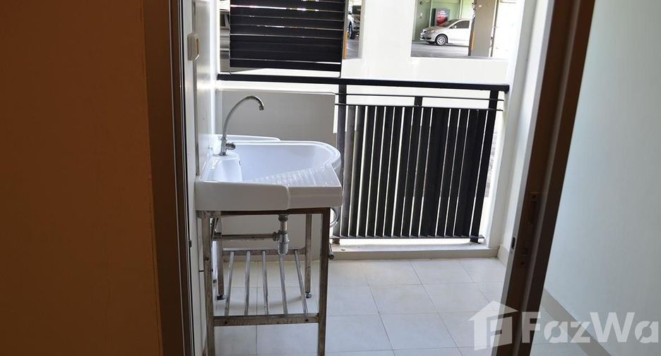For rent 2 bedrooms apartment in Suan Luang, Bangkok