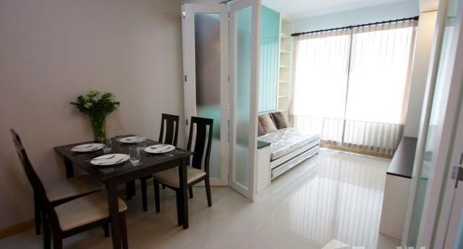 For rent 1 bed condo in Watthana, Bangkok