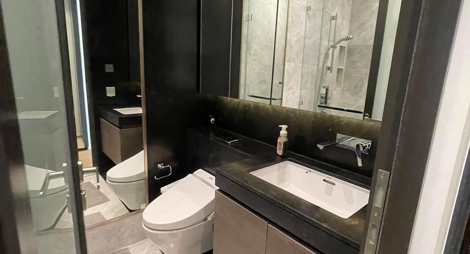 Wohnung zur Miete mit 1 Zimmer in Pathum Wan, Bangkok