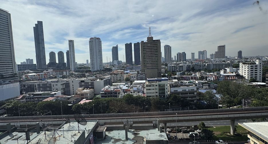 For rent 1 bed condo in Khlong San, Bangkok