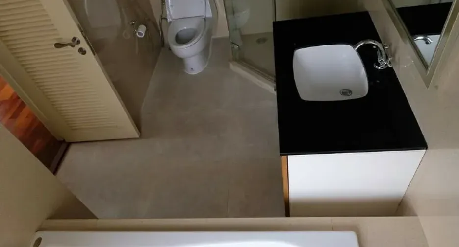 For rent 3 bedrooms condo in Watthana, Bangkok