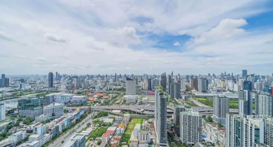 For rent 1 bed condo in Huai Khwang, Bangkok