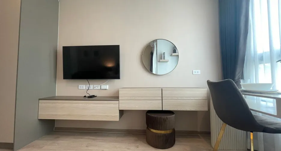 For rent 1 Beds condo in Huai Khwang, Bangkok