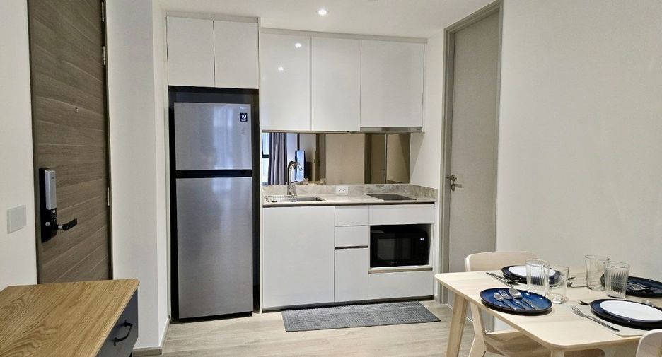 For rent 2 ベッドルーム condo in Khlong Toei, Bangkok