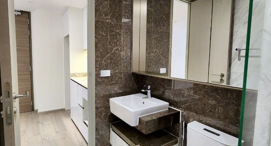 For rent 2 ベッドルーム condo in Khlong Toei, Bangkok
