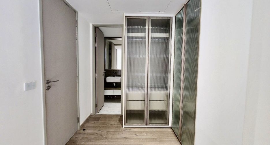 For rent 2 ベッドルーム condo in Khlong Toei, Bangkok
