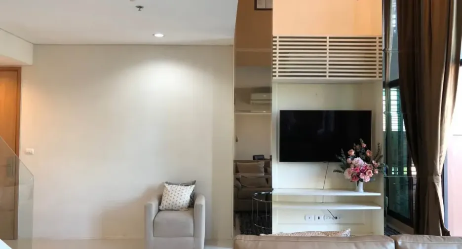 For rent 1 bed condo in Watthana, Bangkok