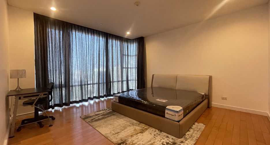 À louer 2 chambres condo à Khlong Toei, Bangkok
