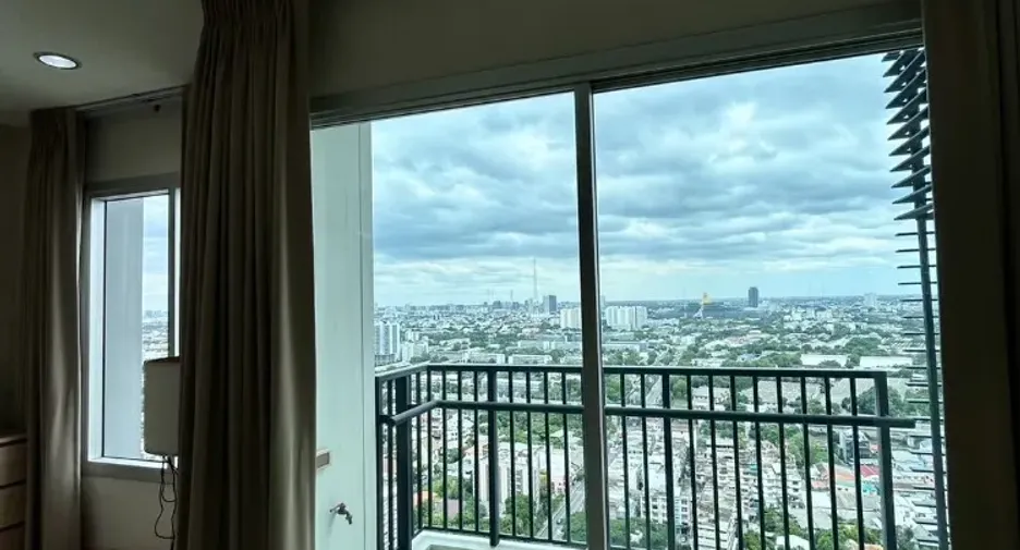 For rent 1 bed condo in Phaya Thai, Bangkok