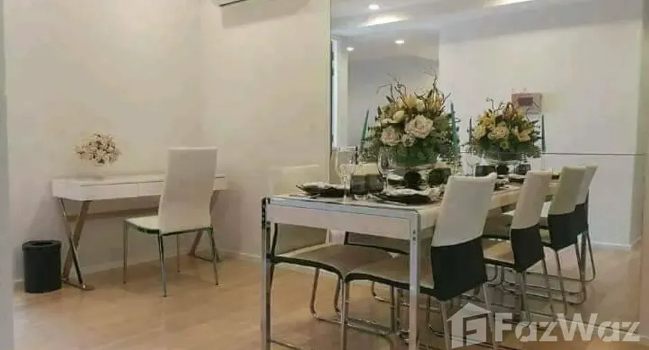 For rent 2 bedrooms condo in Watthana, Bangkok