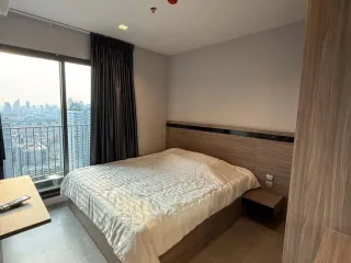 出租 2 卧室 公寓 在 Huai Khwang, 曼谷